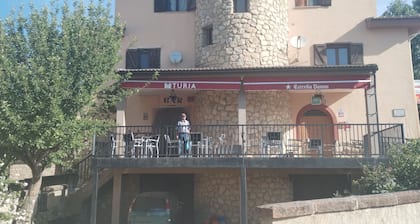 hostal frias de albarracin