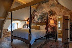 5 bedrooms, iron/ironing board, WiFi, bed sheets - Stunning Cotswolds Farmhouse in Beautiful Village (Moreton in Marsh)