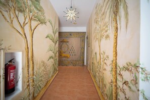 Interior - Posada Santa Paula (Seville)