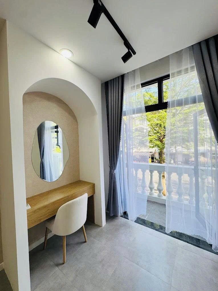 Deluxe Quadruple Room, Balcony, City View | Desk, laptop workspace, soundproofing, free WiFi