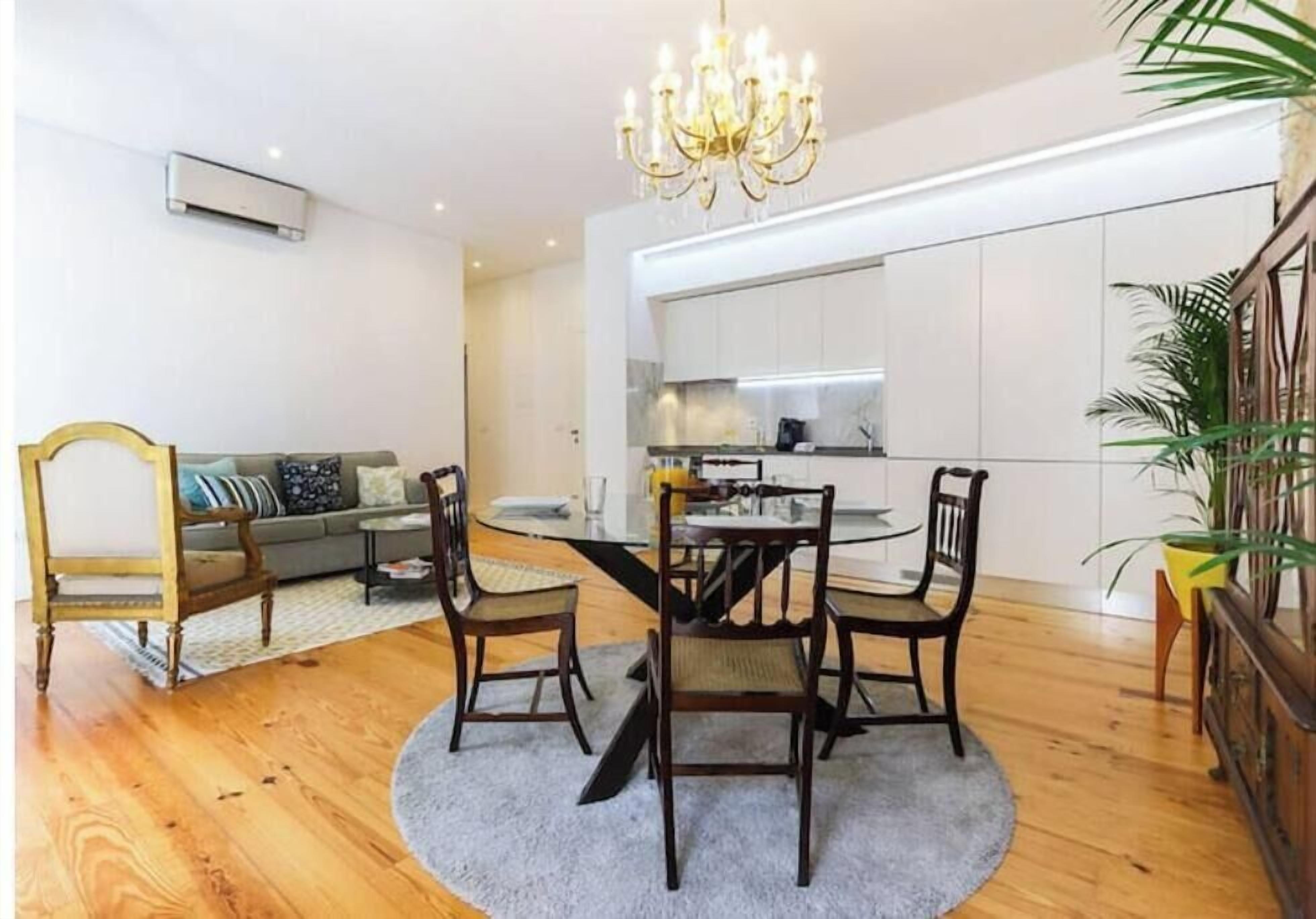 Renovated Luxury Apartment With Historic Charm: Air Conditioning, Elevator - Lisboa