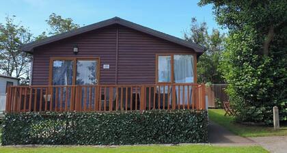 Wooden 3-bed Lodge, Sleeps 9/10 With Front Decking