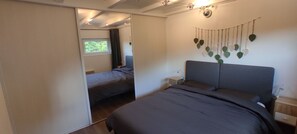 Travel cot, free WiFi, bed sheets - Vrbo Property (Andlau)