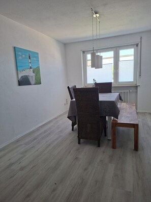 Dining - Vrbo Property (Ötigheim)