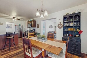 Dining - Family-friendly home w/large enclosed yard, garden views, and near Main St (Fredericksburg)