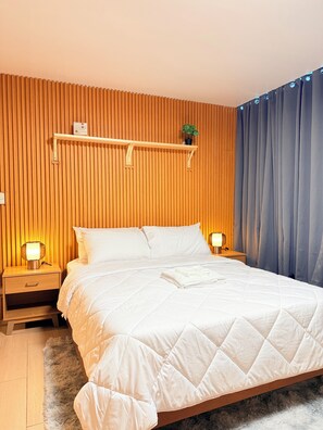 1 chambre, fer et planche à repasser, accès Internet, draps fournis