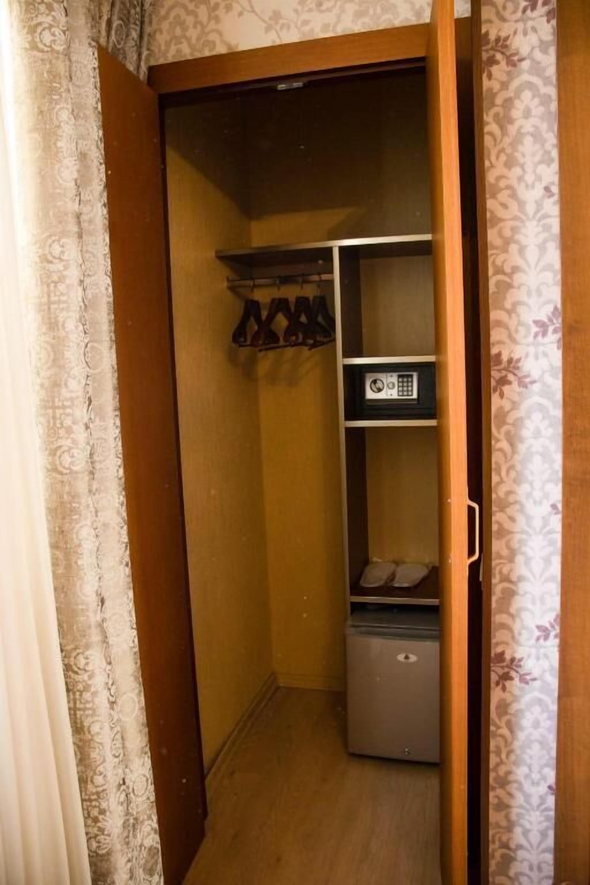Habitación doble ejecutiva, vista a la ciudad | Interior
