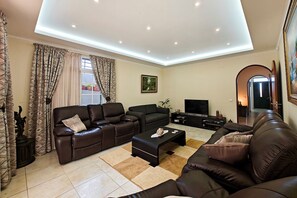 Living area - Vrbo Property (Ponta do Sol)