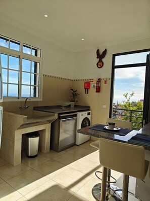 Private kitchen - Vrbo Property (Ponta do Sol)