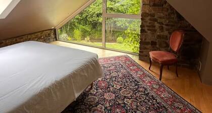 Holiday Home 'Le Petit Moulin Du Pré Saint-Gorgon' with Private Terrace, Private Garden and Wi-Fi