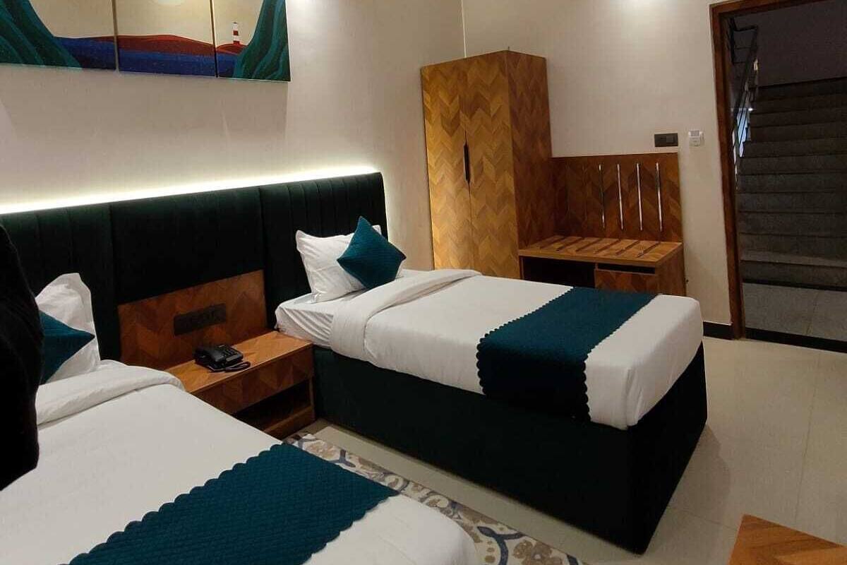 Basic Twin Room