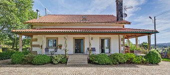 Casa de São Silvestre: Vista Montagna, Piscina Privata e Wi-Fi a Venade