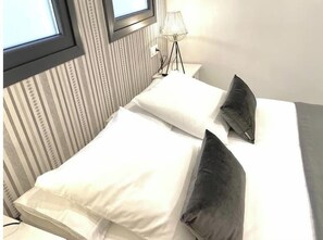Bügeleisen/Bügelbrett, WLAN, Bettwäsche