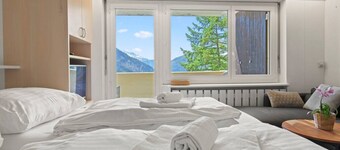 Bright apartment with superb terrace and view
