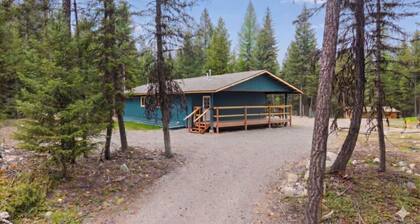 Modern Montana Woodland Retreat on 20 Acres