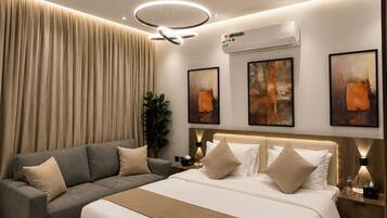 Luxury studio 116