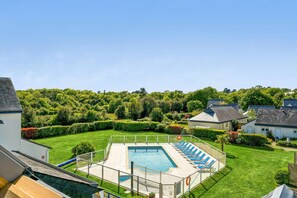 Apartamento | Piscina | Una piscina al aire libre, una piscina climatizada