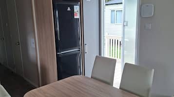Cottage | Dining