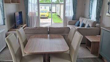 Cottage | Living area