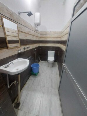 Bathroom - Hotel Anuj Palace ll Near Ram Mandir - Comfortable AC Stay (Ayodhya)