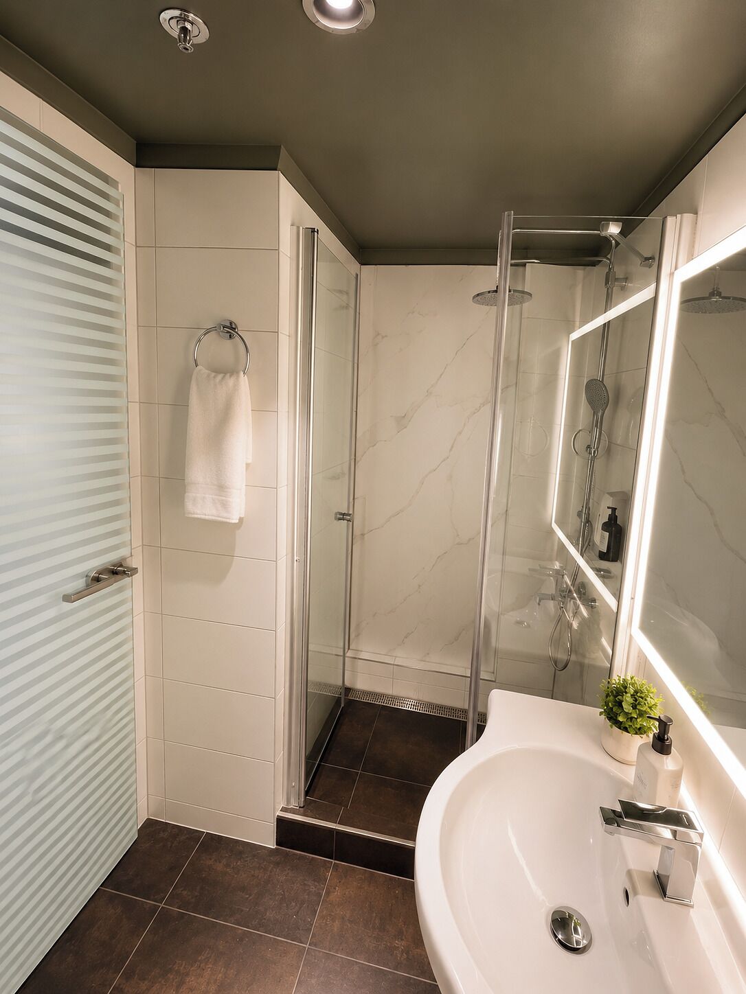 Dusche, Handtücher, Seife