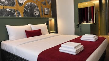 Basic-Doppelzimmer | Zimmersafe, schallisolierte Zimmer, Bügeleisen/Bügelbrett