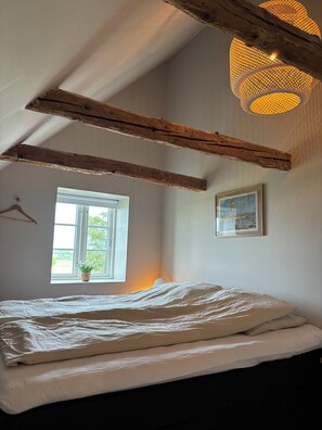 7 chambres, coffres-forts dans les chambres, fer et planche Ă repasser