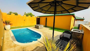 Private pool