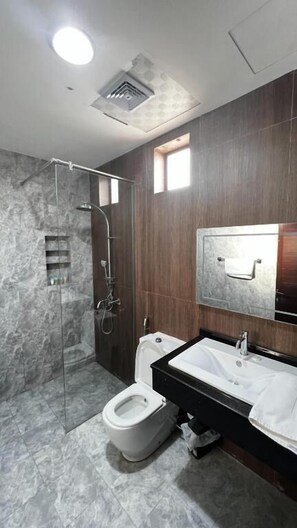 Luxury-Suite, Blick auf die Wüste | Badezimmer