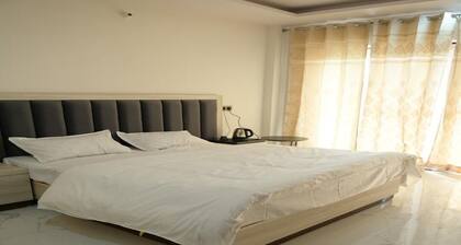 Hotel Deep Khirsu