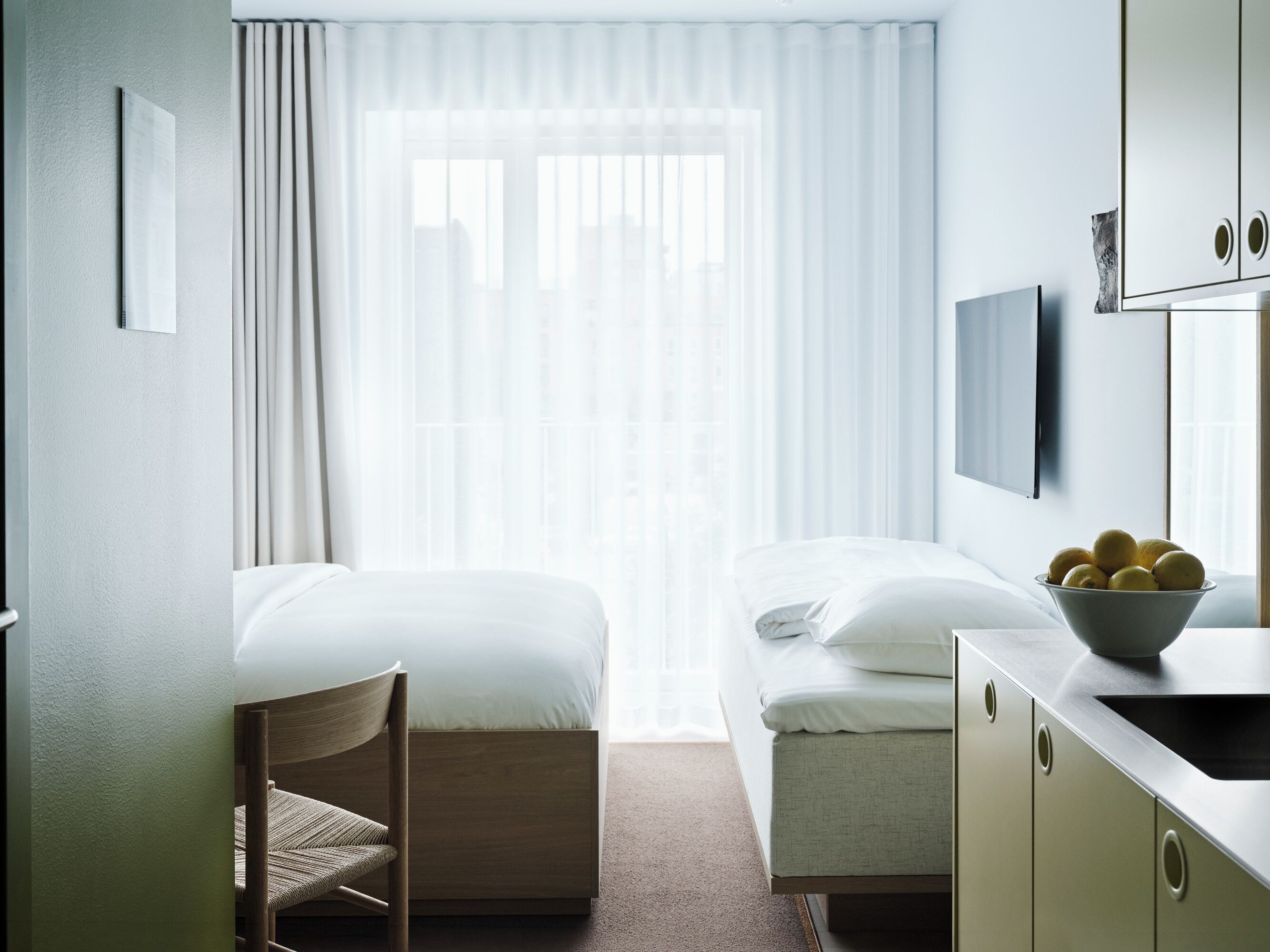 Family Studio, Multiple Beds, Non Smoking | Hypo-allergenic bedding available, laptop workspace, soundproofing