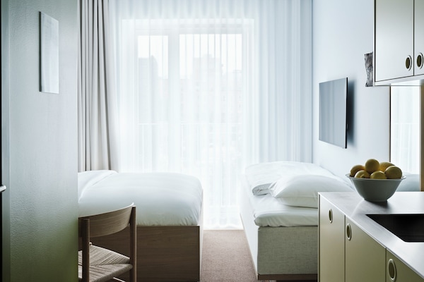 Family Studio, Multiple Beds, Non Smoking | Hypo-allergenic bedding available, laptop workspace, soundproofing