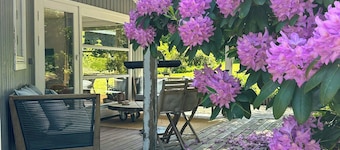 Summer house on nature plot near Lynæs