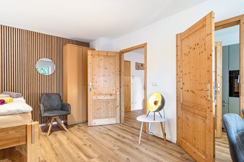 Zeitlos Wriezen 3 – Cozy Apartment for 4 with Garden, Parking, and Self-Check-in