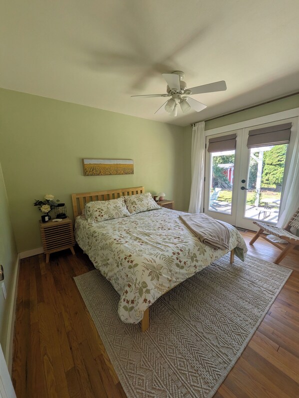 2 bedrooms, WiFi, bed sheets