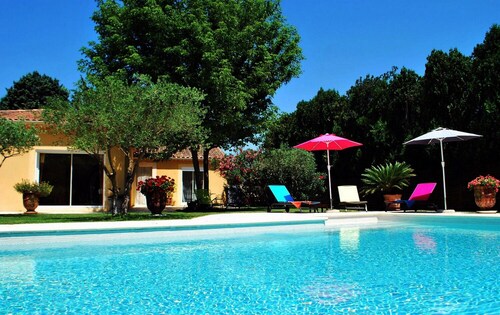 Superbe Villa à 10 mn d'Avignon sans vis à vis
