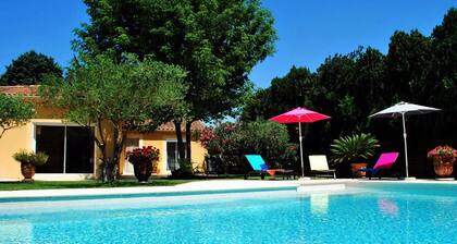 Superbe Villa à 10 mn d'Avignon sans vis à vis
