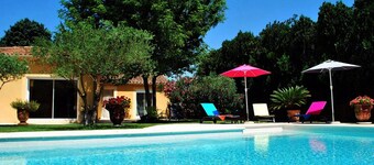 Superb villa 10 minutes from Avignon, not overlooked
