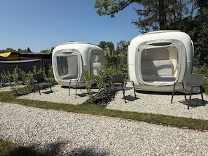 Comfort Tent, Lake View | Property grounds