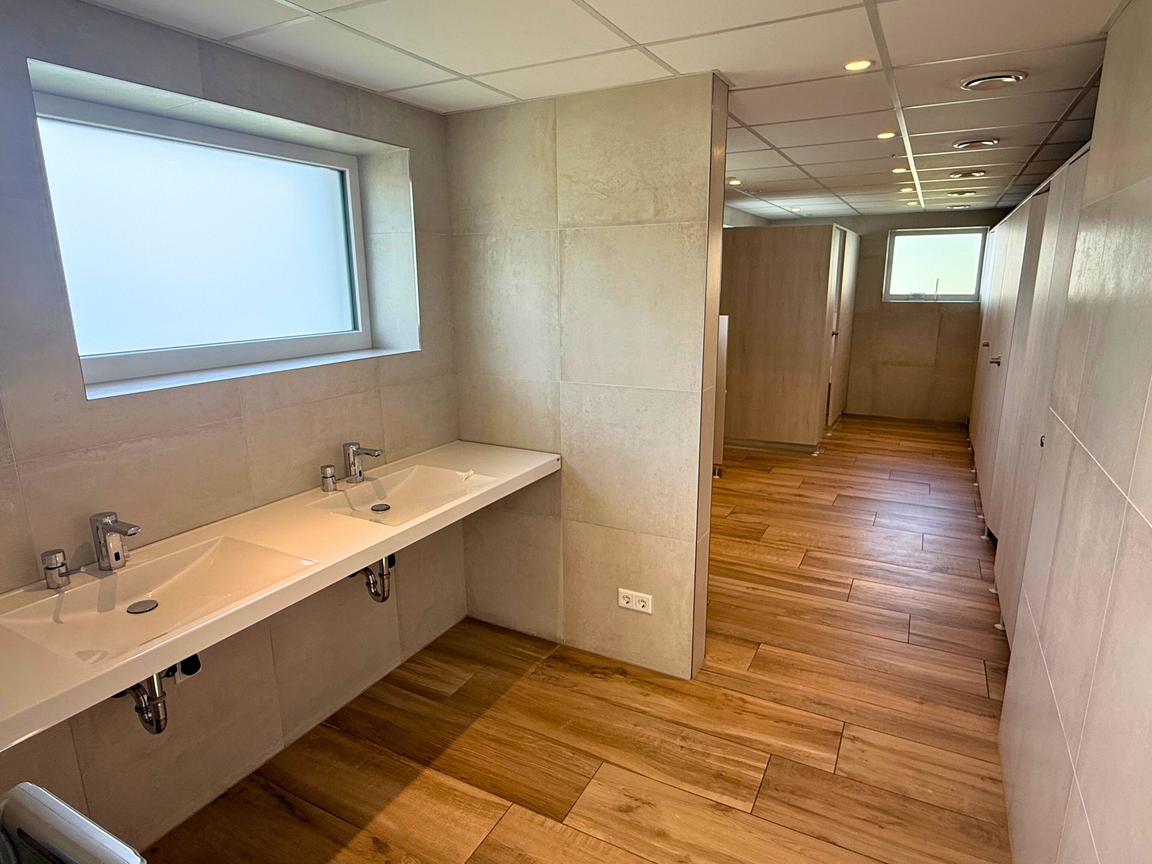 Dusche, Toilettenpapier