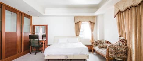 Basic House, City View | Free WiFi
