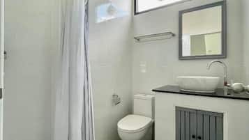 Deluxe Double Room, Balcony, City View | Bathroom | Shower, hair dryer, towels, soap