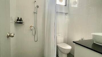 Superior Double Room, City View | Bathroom | Shower, hair dryer, towels, soap