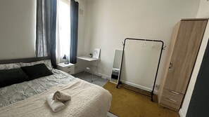 1 Schlafzimmer, Bügeleisen/Bügelbrett, Internetzugang, Bettwäsche