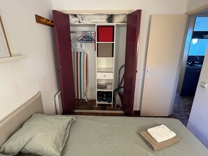Room - Charming 2-room apartment with magnificent sea view (Grosseto-Prugna)