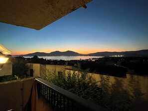 Property grounds - Charming 2-room apartment with magnificent sea view (Grosseto-Prugna)