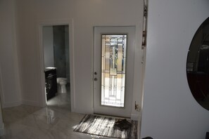 Interior - 3-bedroom, 2 bathroom Apartment in Bodden Town (Bodden Town)