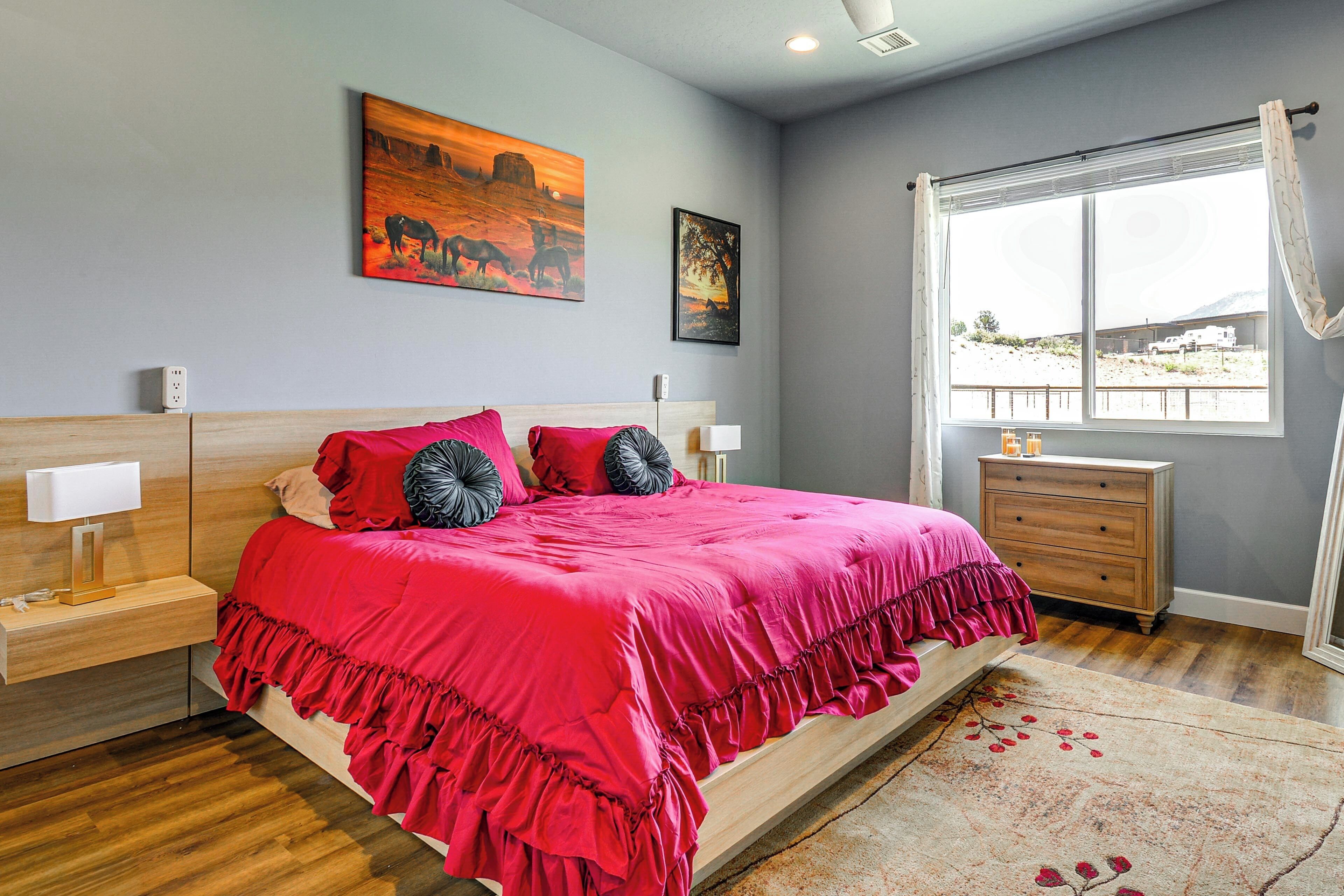 House (5 Bedrooms) | Interior