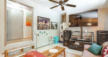Next to Wine Rd! Apt w/ Balcony in Fredericksburg