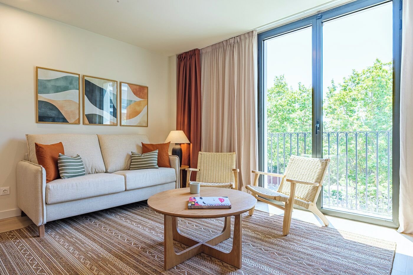 Apartamento estándar, accesible en silla de ruedas, mirando al mar | Zona de estar